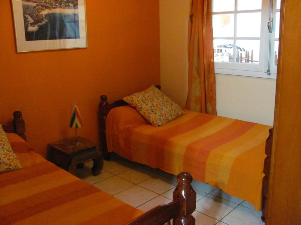 Les Bungalows Du Mont-Auban Sainte-Clotilde Екстериор снимка