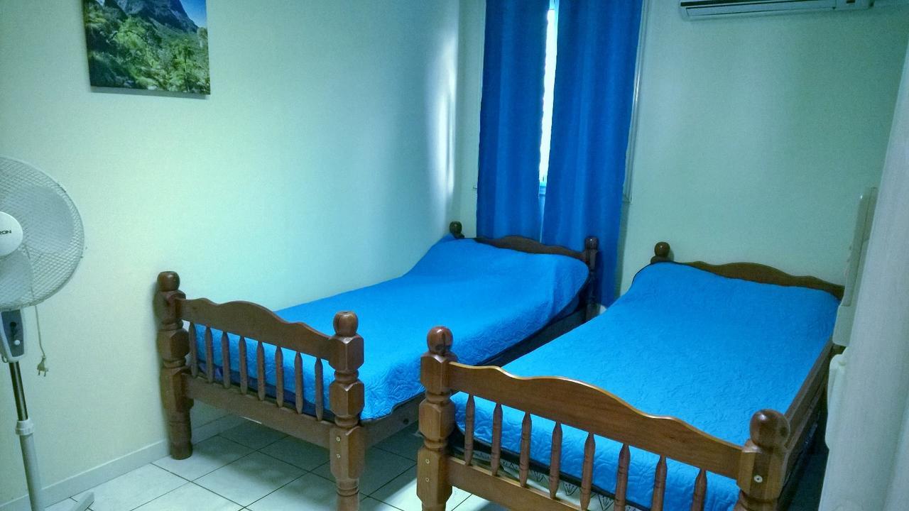 Les Bungalows Du Mont-Auban Sainte-Clotilde Екстериор снимка